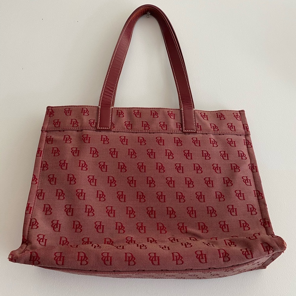 Dooney & Bourke Monogram Red Tote 👜